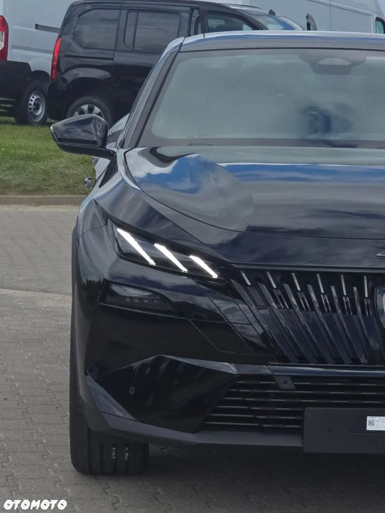Peugeot 408 - 12