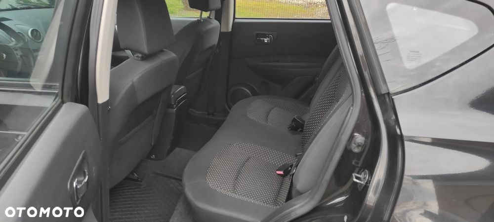 Nissan Qashqai - 10