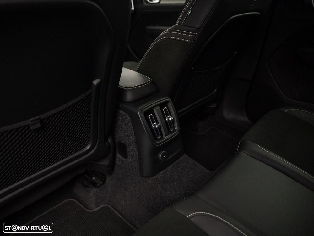 Volvo XC 40 1.5 T5 PHEV R-Design Expression - 54