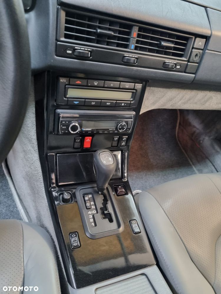 Mercedes-Benz SL 320 - 5