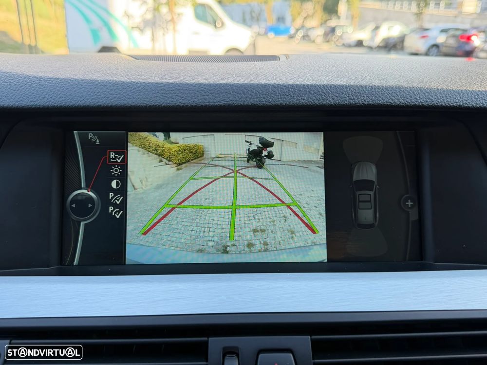 BMW 525 d Line Luxury - 43