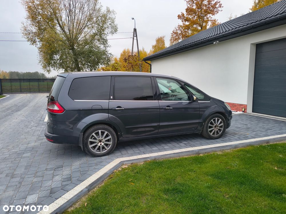 Ford Galaxy - 4