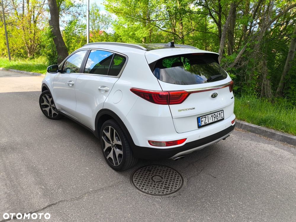 Kia Sportage - 4