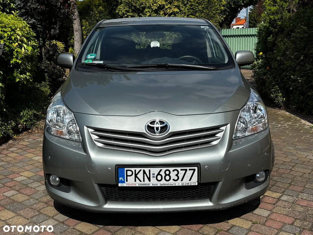 Toyota Verso 2.0 D-4D - 8