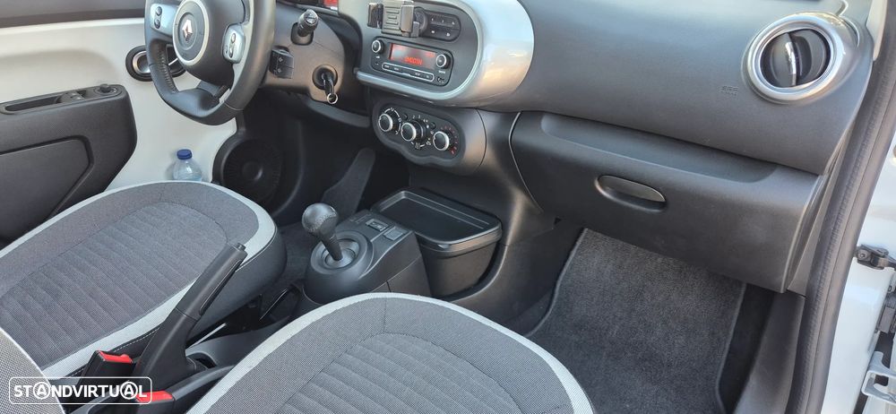Renault Twingo 1.0 SCe Limited EDC - 11