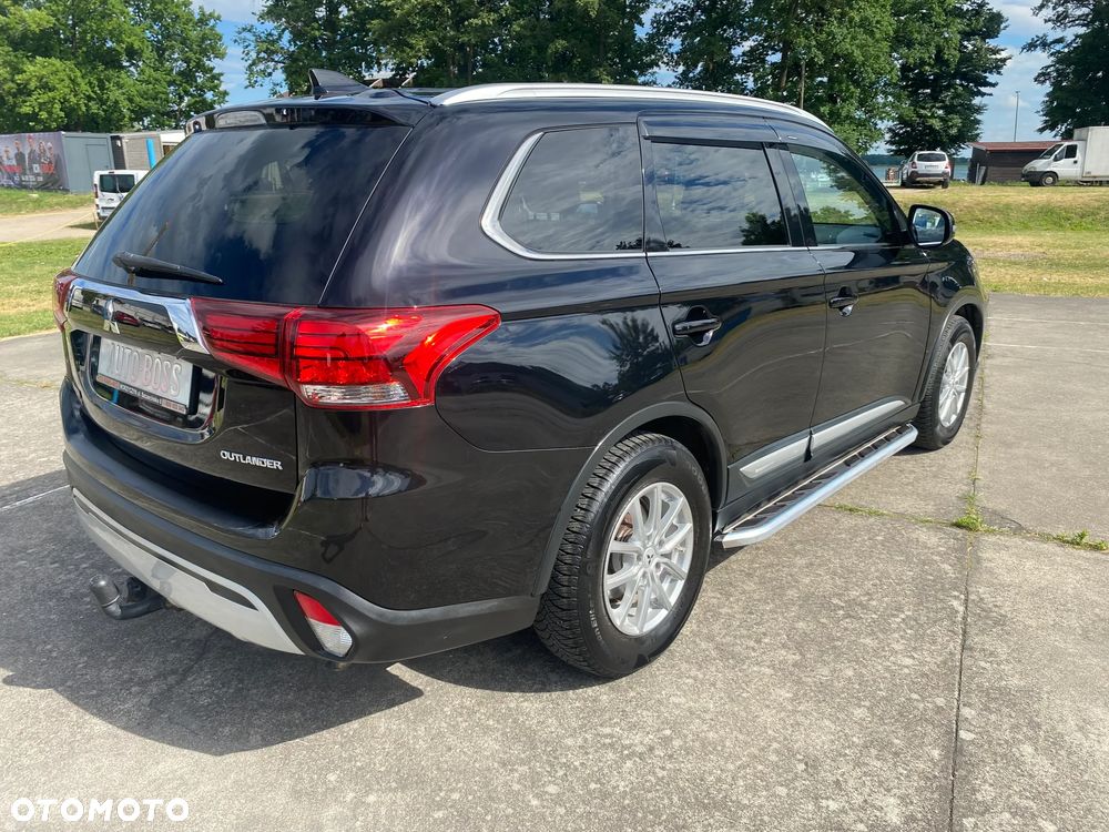 Mitsubishi Outlander 2.0 City Style 2WD - 10