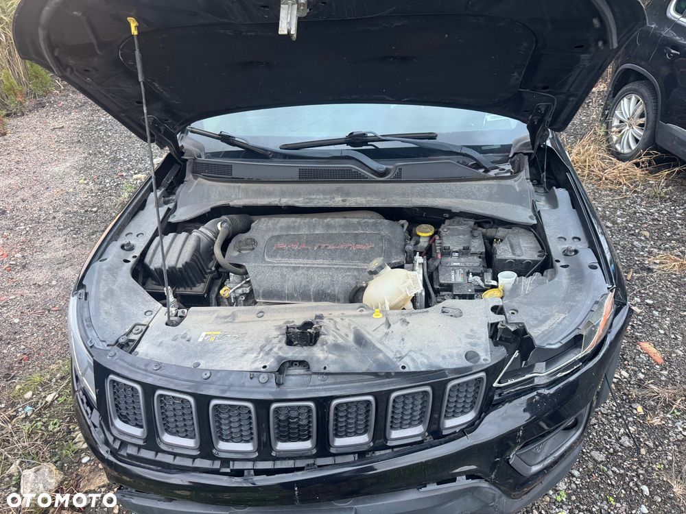 Jeep Compass - 6