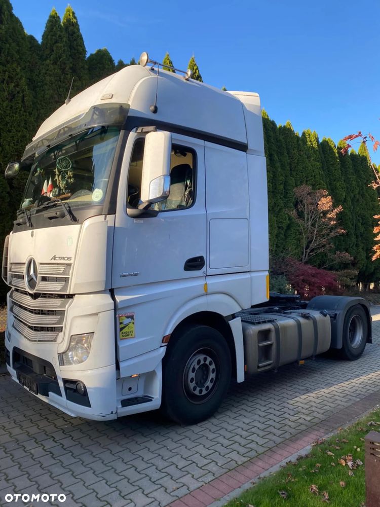 Mercedes-Benz Actros - 2