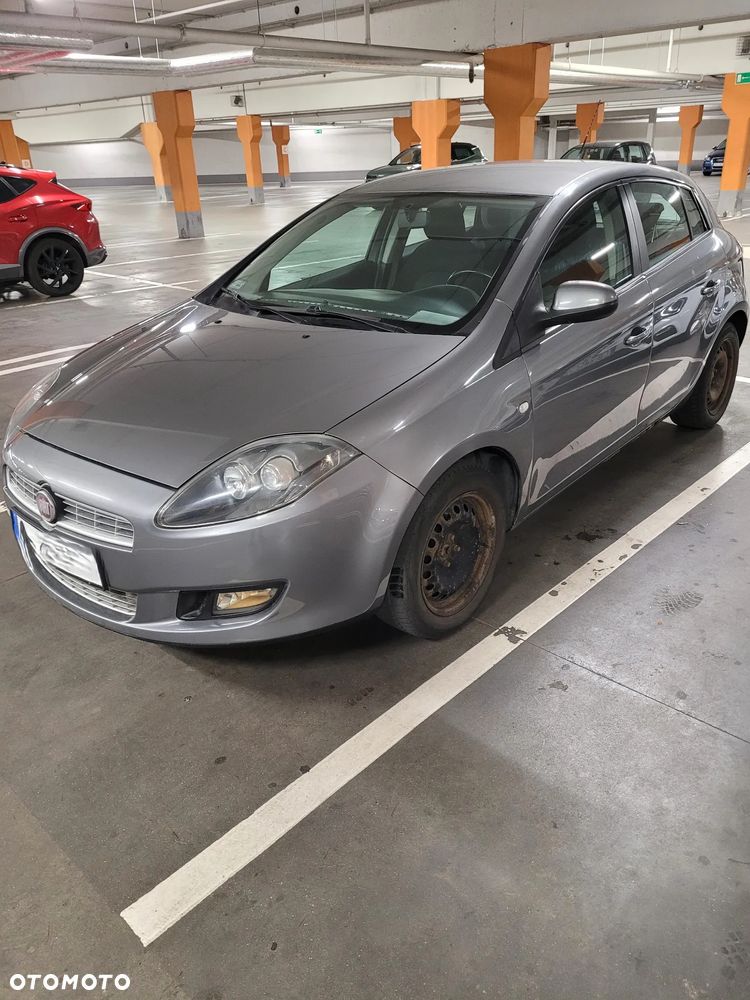 Fiat Bravo 1.9 Multijet Estiva Blue&Me - 2