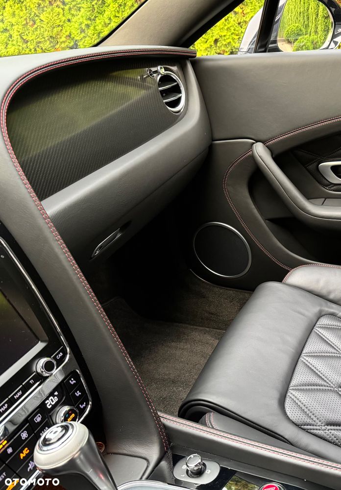 Bentley Continental GT Speed - 28