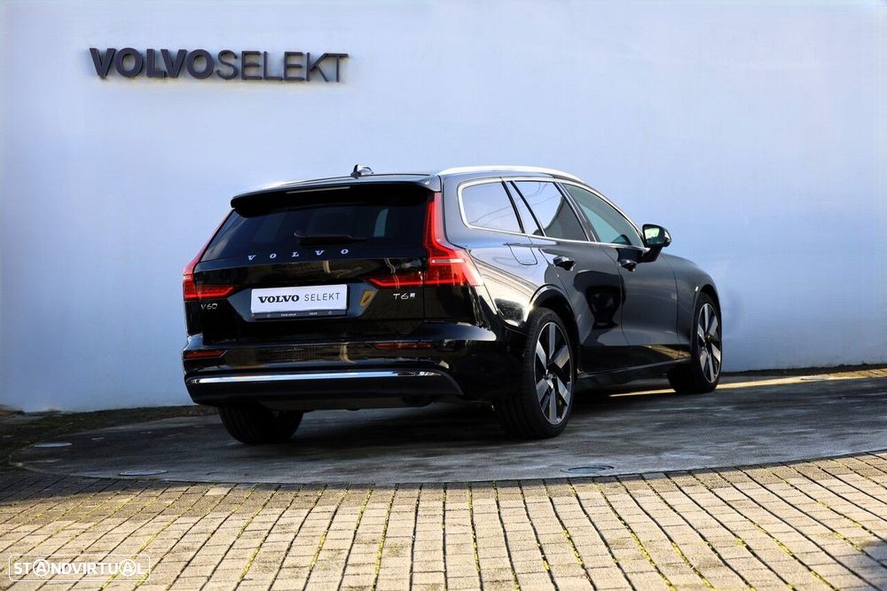 Volvo V60 2.0 T6 AWD TE Plus Bright - 36