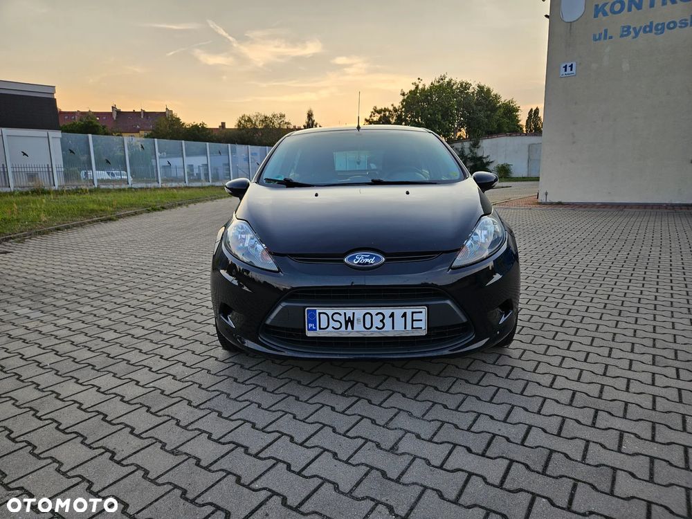 Ford Fiesta - 16