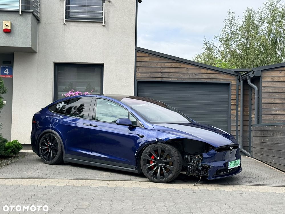 Tesla Model X Plaid - 7