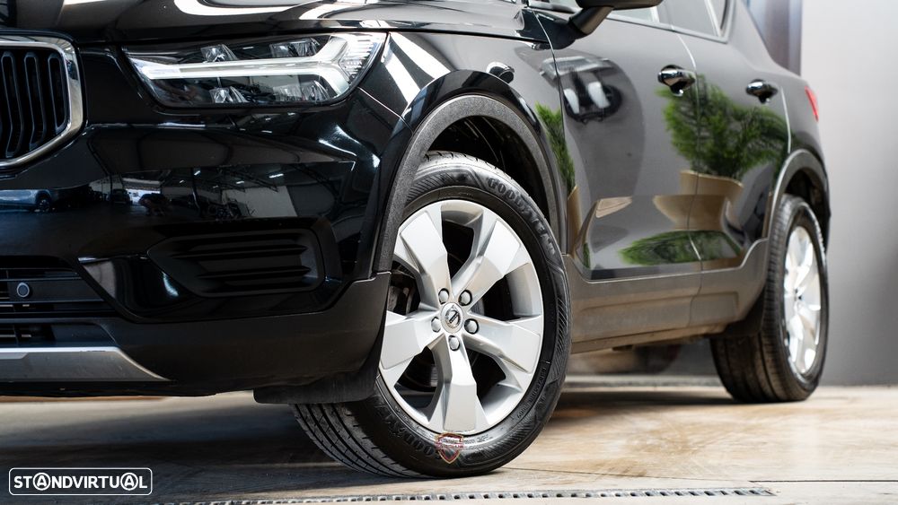 Volvo XC 40 1.5 T3 Momentum Geartronic - 2