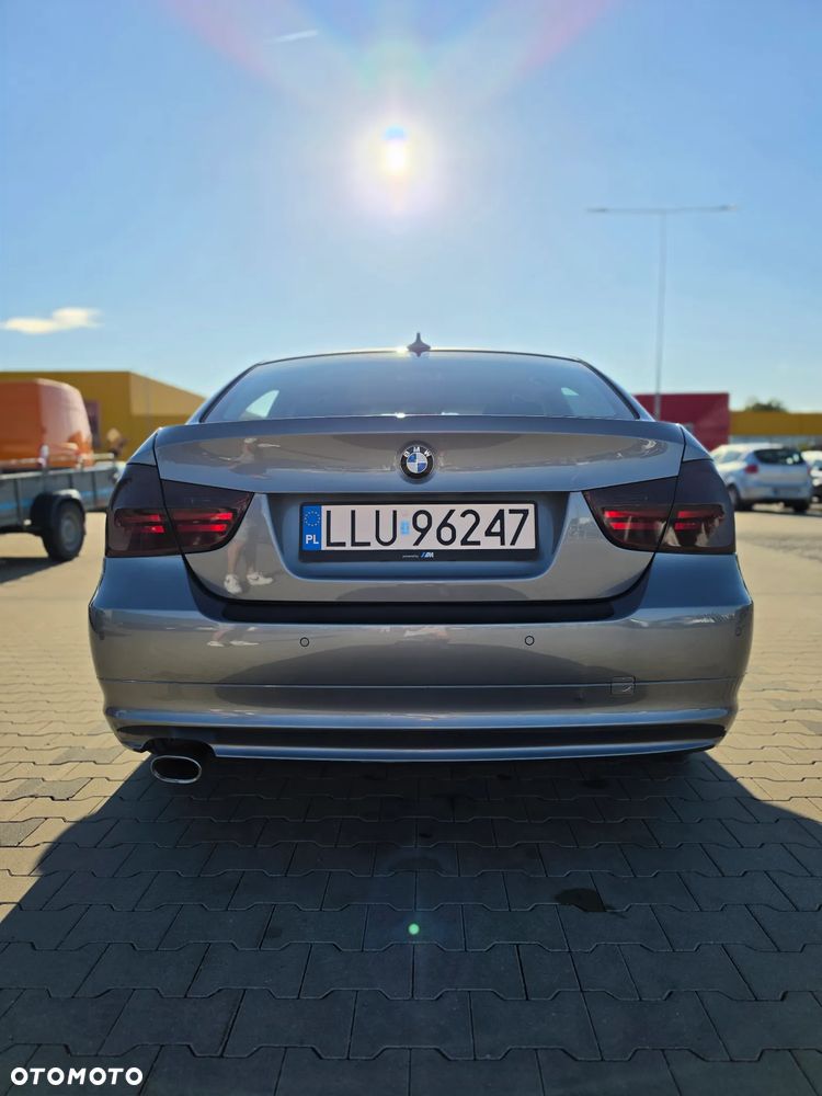 BMW Seria 3 320d xDrive DPF - 15
