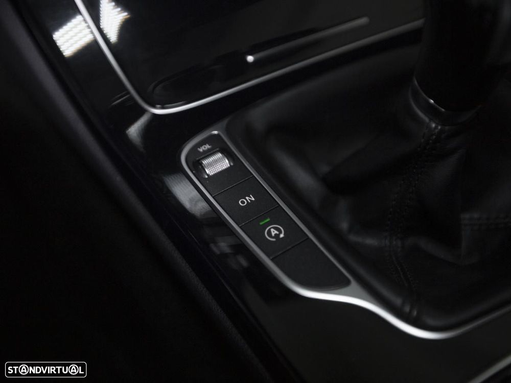 Mercedes-Benz C 200 - 21