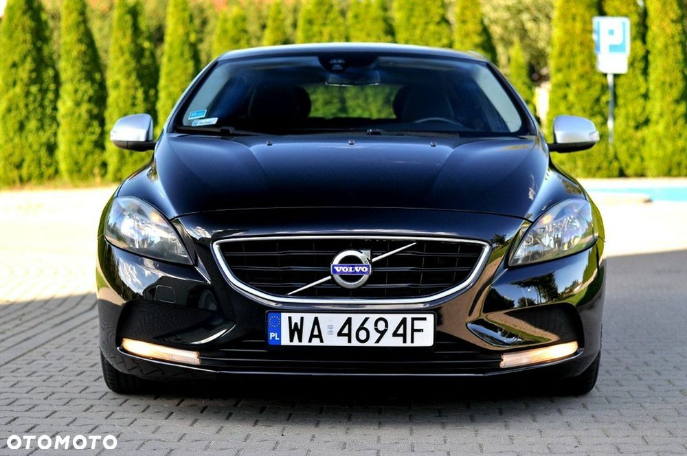 Volvo V40 D3 Kinetic - 24