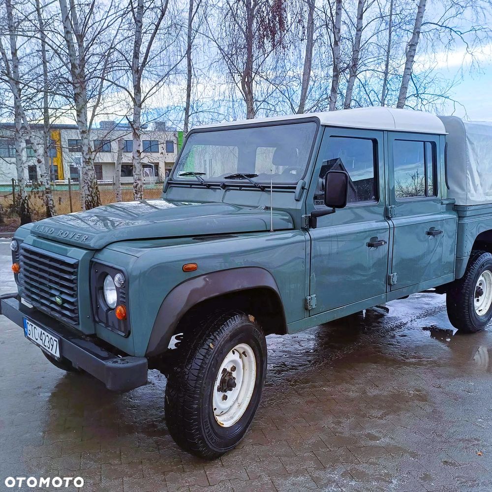 Land Rover Defender - 1