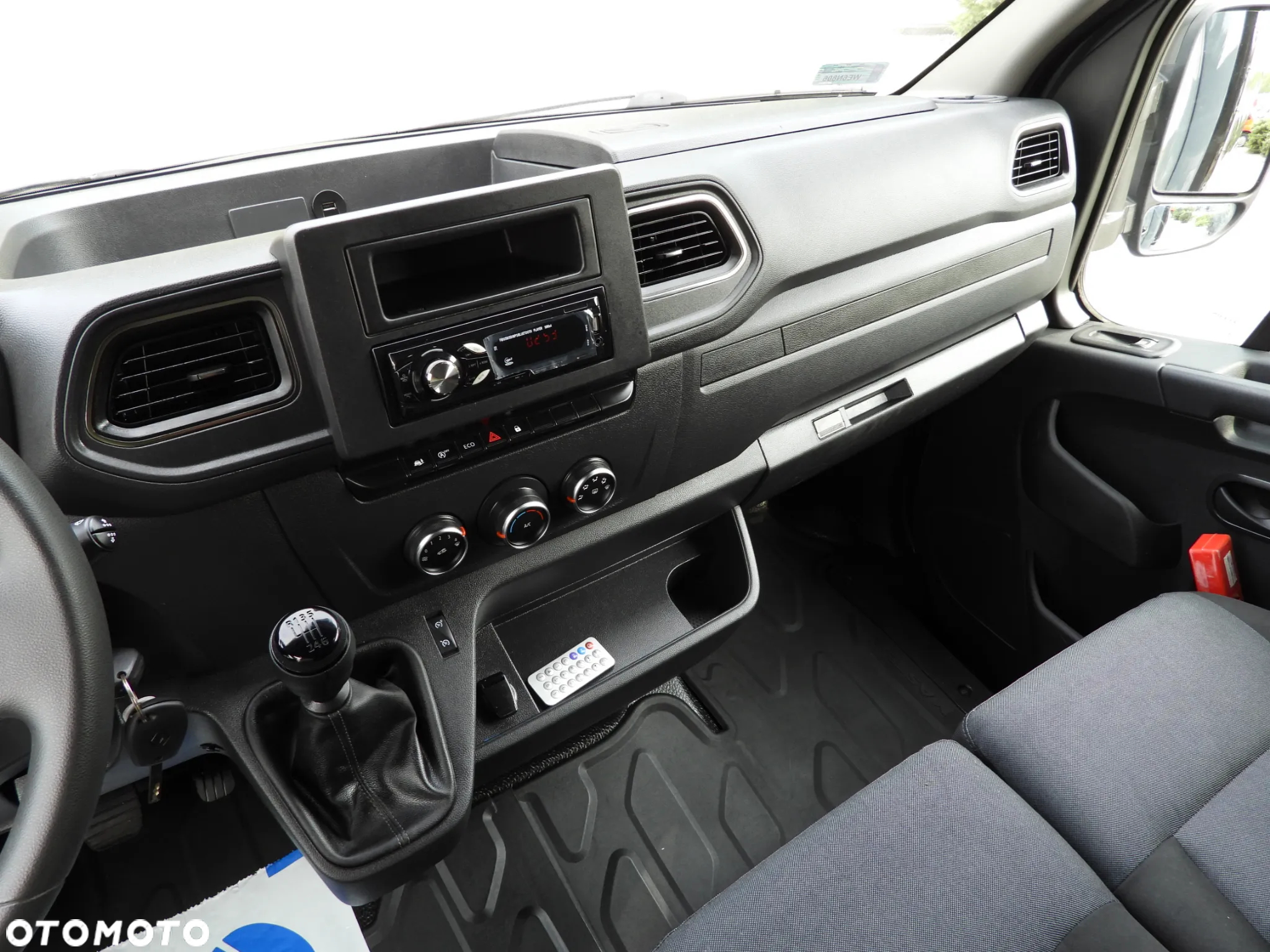 Renault MASTER PLANDEKA 10 PALET WEBASTO TEMPOMAT LEDY PNEUMATYKA KLIMATYZACJA 165KM [ 755733 ] - 28