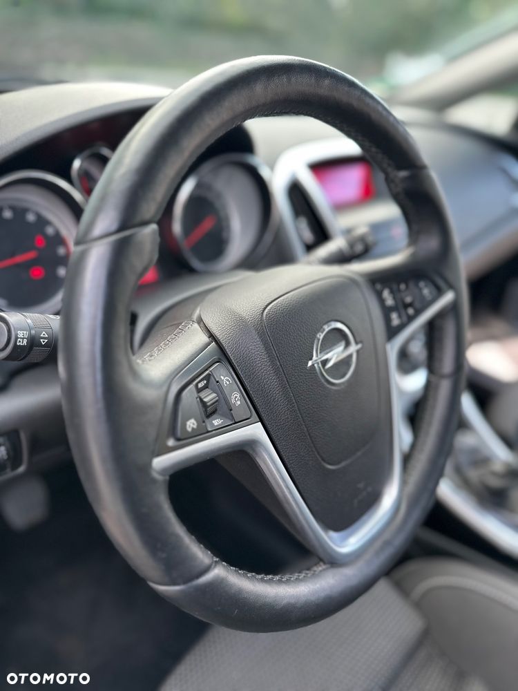Opel Astra - 25