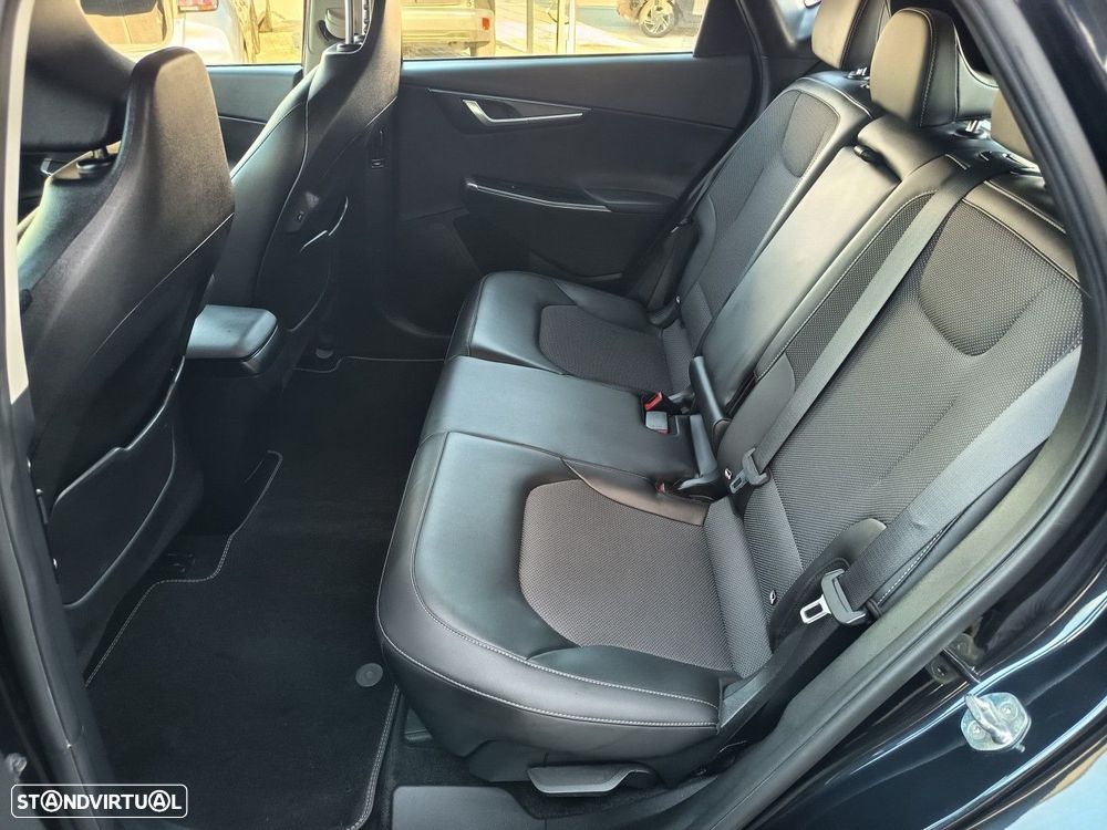 Kia EV6 77.4 kWh Earth - 10