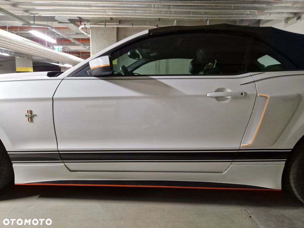 Ford Mustang 3.7 V6 Premium - 19