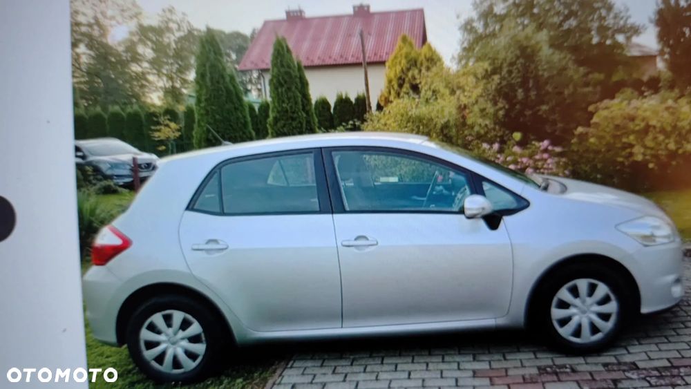 Toyota Auris 1.33 VVT-i Life - 2