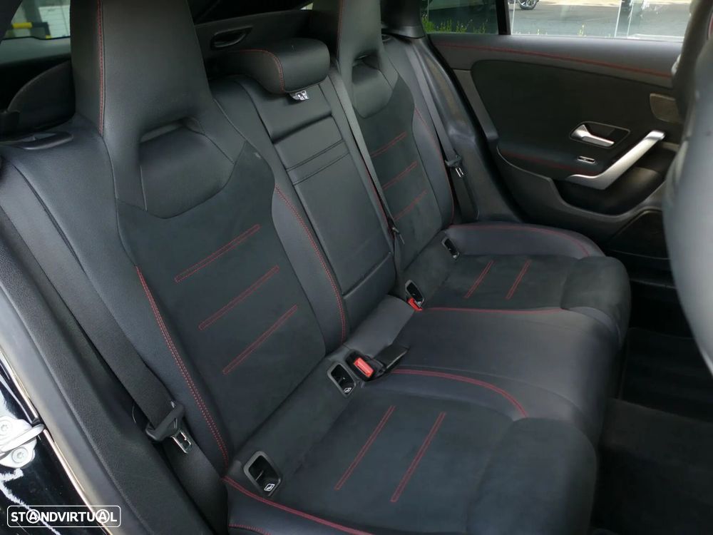 Mercedes-Benz CLA 250 e Shooting Brake AMG Line - 40