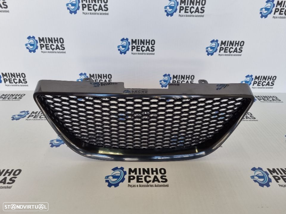 Grelha Seat Ibiza 6J Preto Brilhante - 2