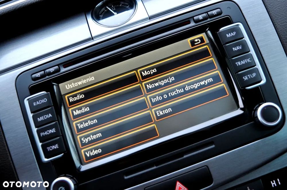 Volkswagen Passat 2.0 TDI Highline DSG - 24
