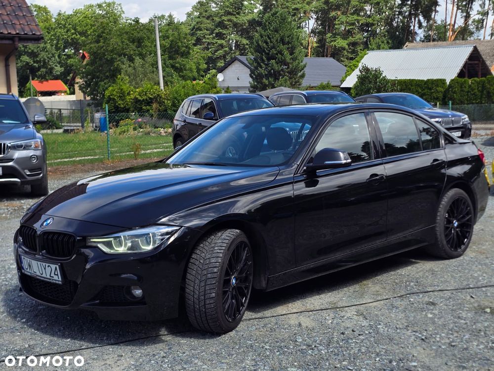 BMW Seria 3 328i xDrive Sport Line - 22