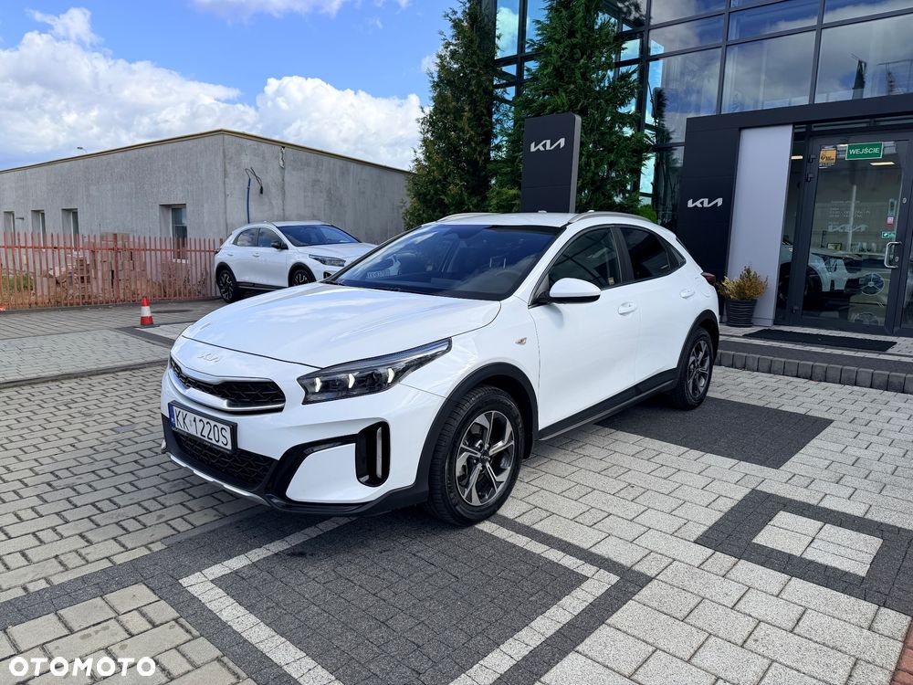 Kia XCeed 1.5 T-GDI M - 4