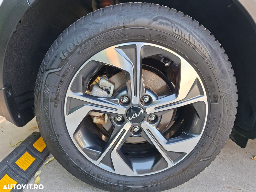 Kia XCeed 1.5 T-GDI 7DCT City - 12