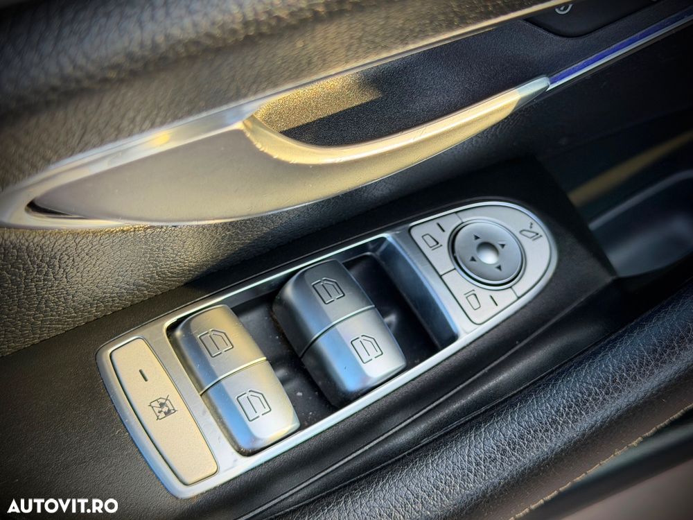 Mercedes-Benz E 220 d 9G-TRONIC AMG Line - 29