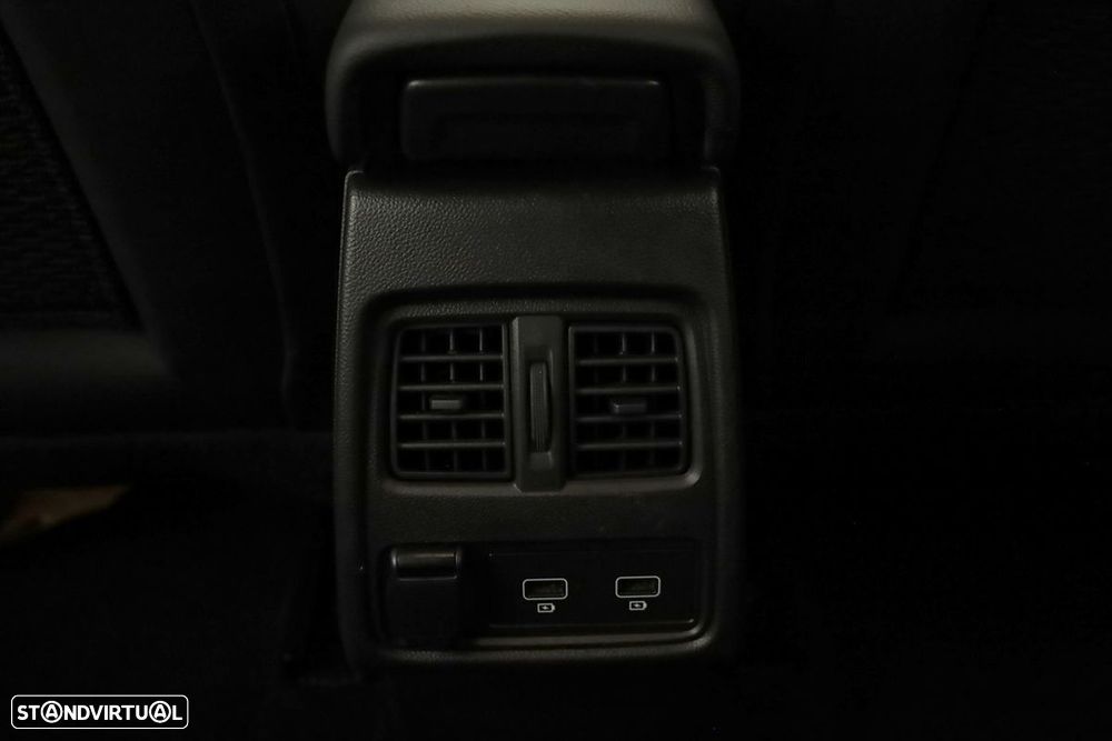 Renault Captur 1.0 TCe Techno - 23