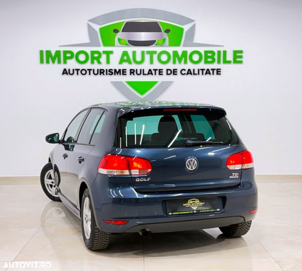 Volkswagen Golf 1.6 TDI DPF BlueMotion - 15
