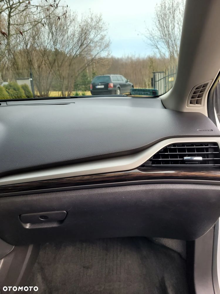 Ford Fusion 2.0 EcoBoost Titanium - 14