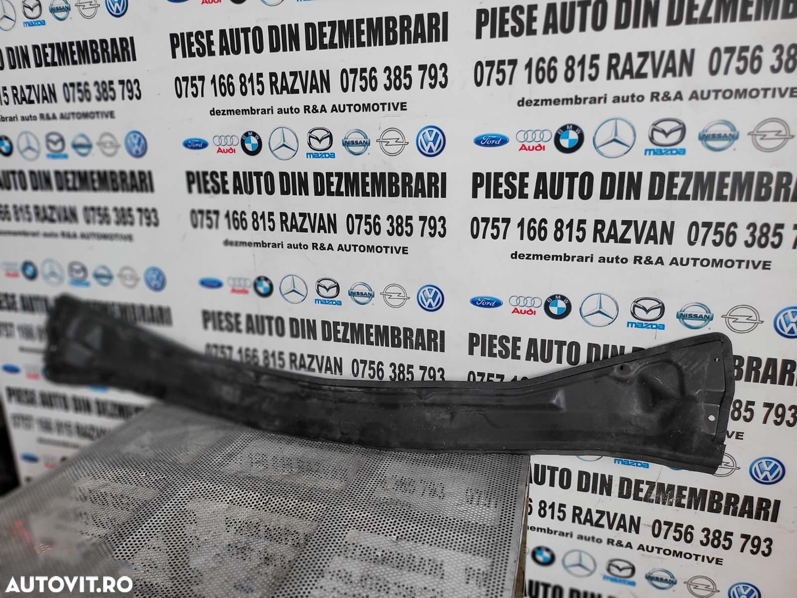 Ornament Superior Acoperitoare Ansamblu Stergatoare Renault Master An 2019-2020-2021-2022 Volan Sta - 2