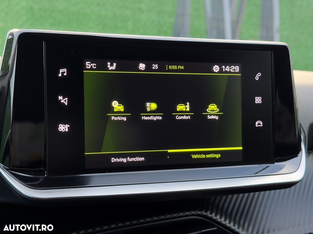 Peugeot 2008 PureTech 100 Allure - 33