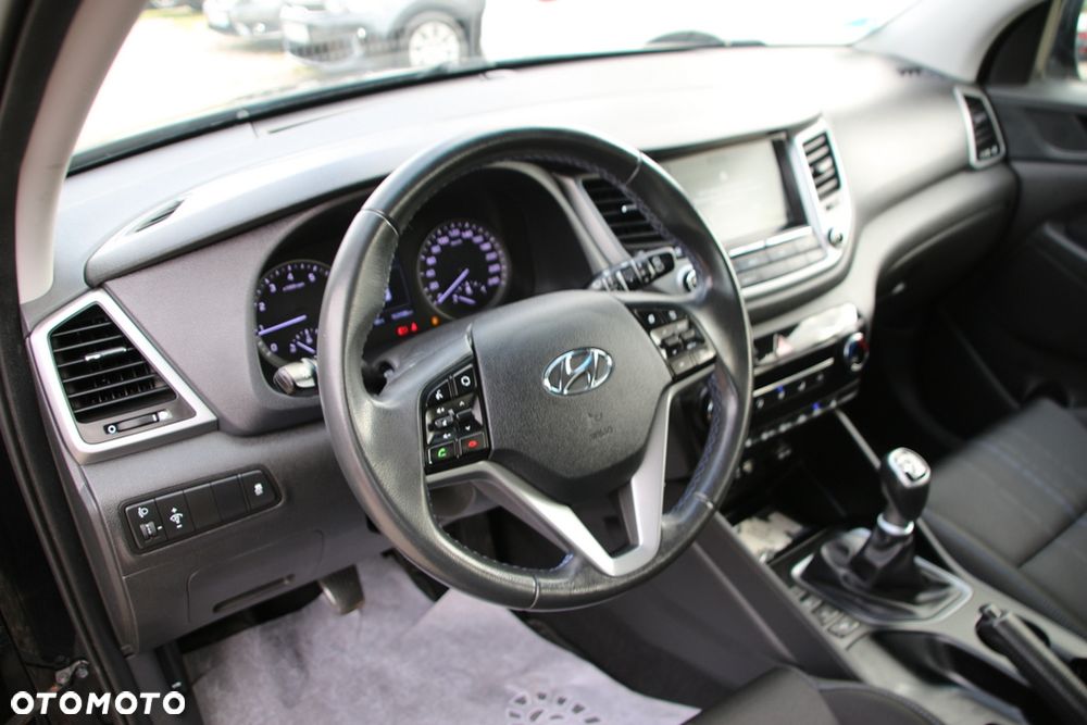 Hyundai Tucson blue 1.6 GDi 2WD Navi - 11