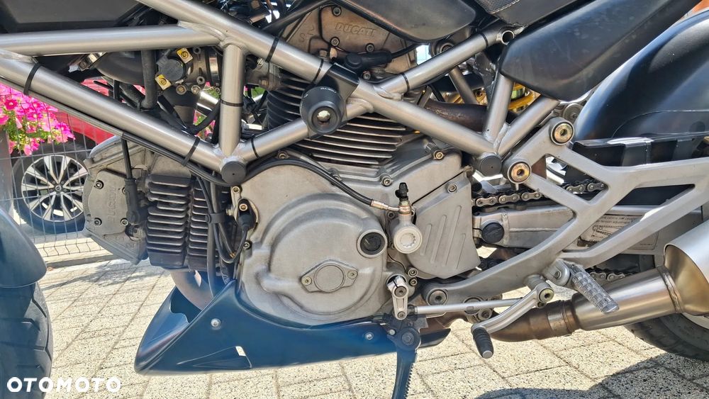 Ducati Monster - 13