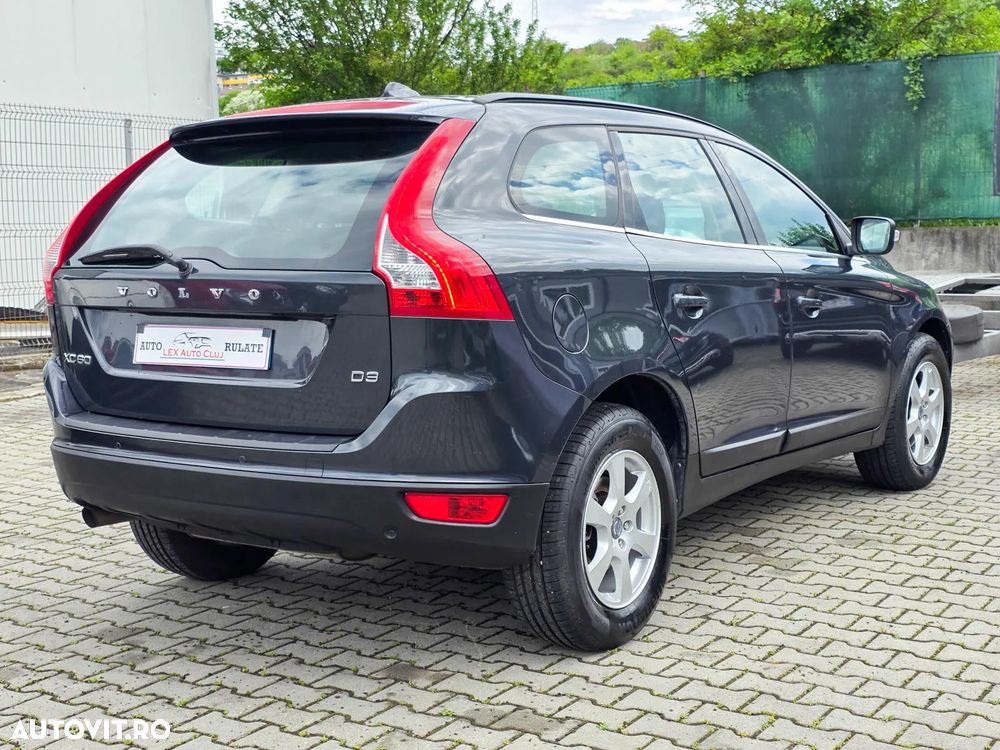 Volvo XC 60 D4 Geartronic Momentum - 3