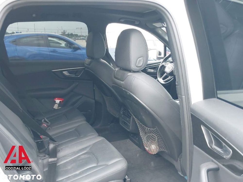 Audi Q7 - 11