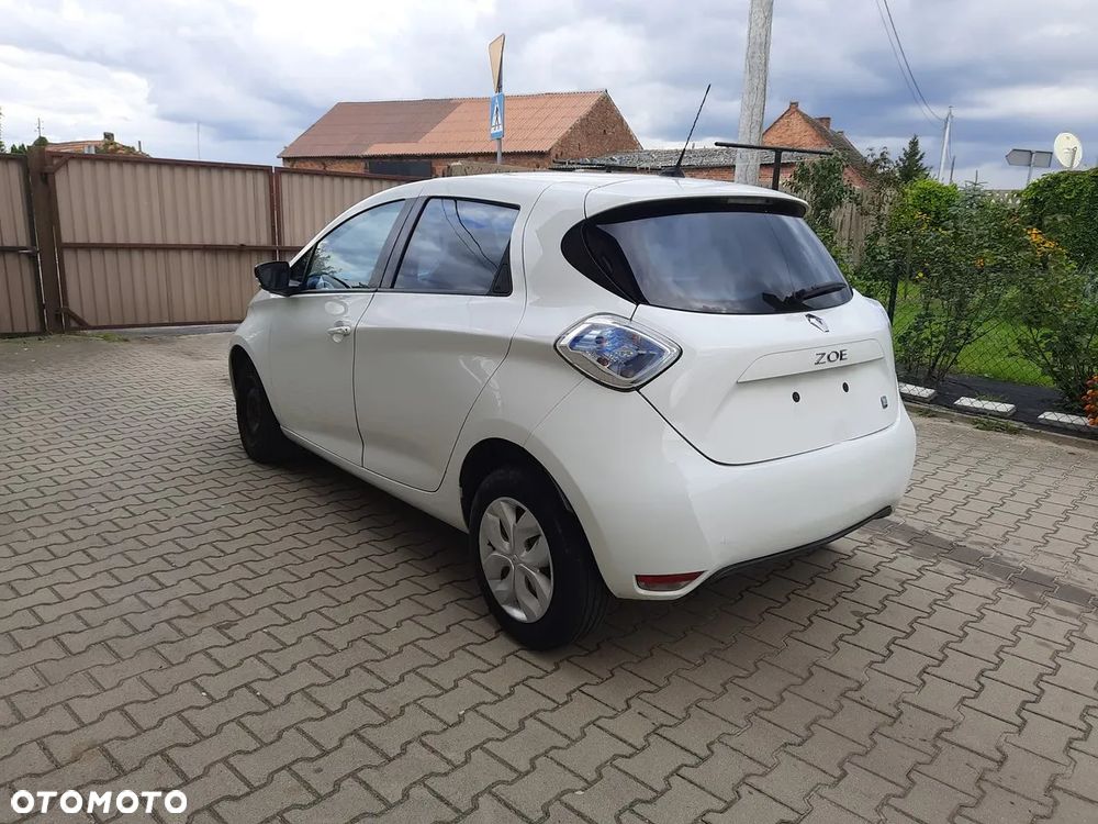 Renault Zoe - 8