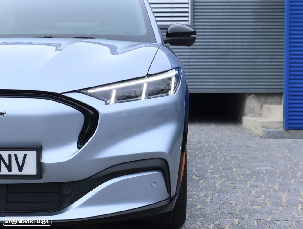 Ford Mustang Mach-E 75.7 kWh Premium AWD - 9