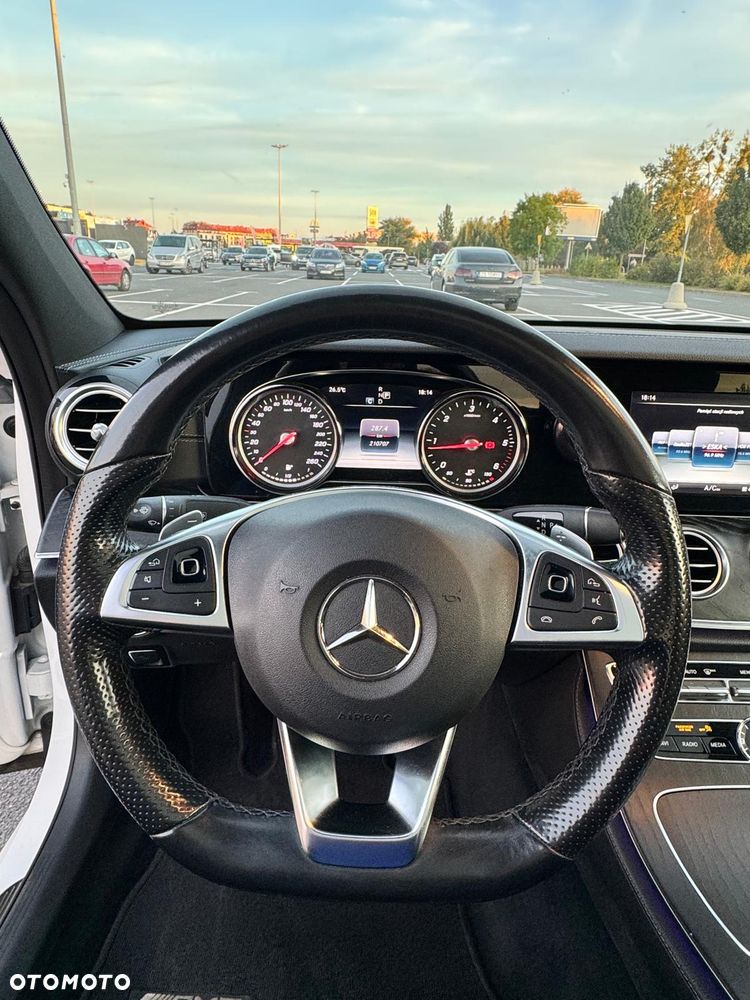 Mercedes-Benz Klasa E 220 d 4-Matic Business Edition 9G-TRONIC - 11