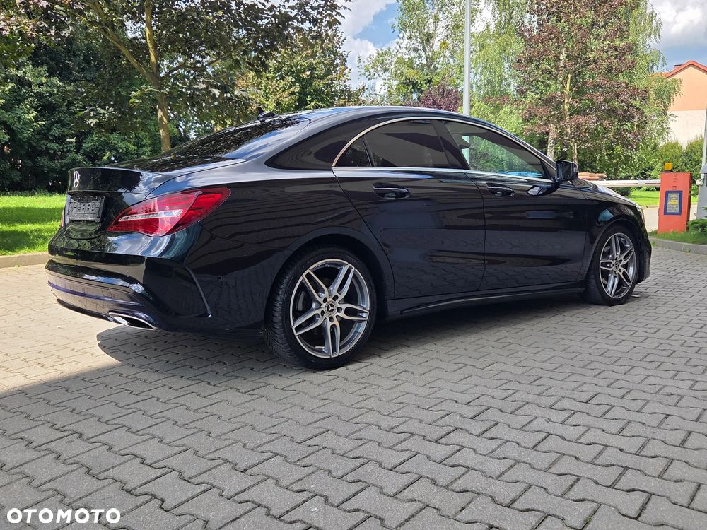 Mercedes-Benz CLA 200 7G-DCT AMG Line - 2