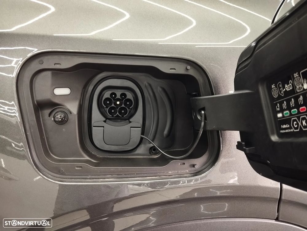 Ford Explorer 79 kWh Premium - 14