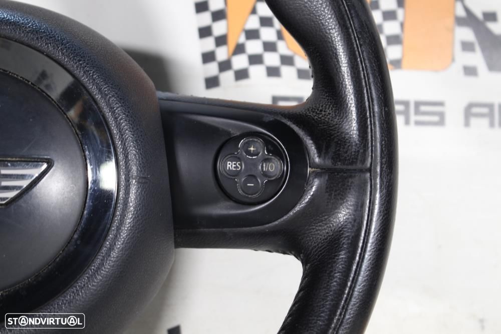 Volante MINI Cooper S / SD R55 / R56 / R57 / R58 / R59 / R60 / R61 - 10