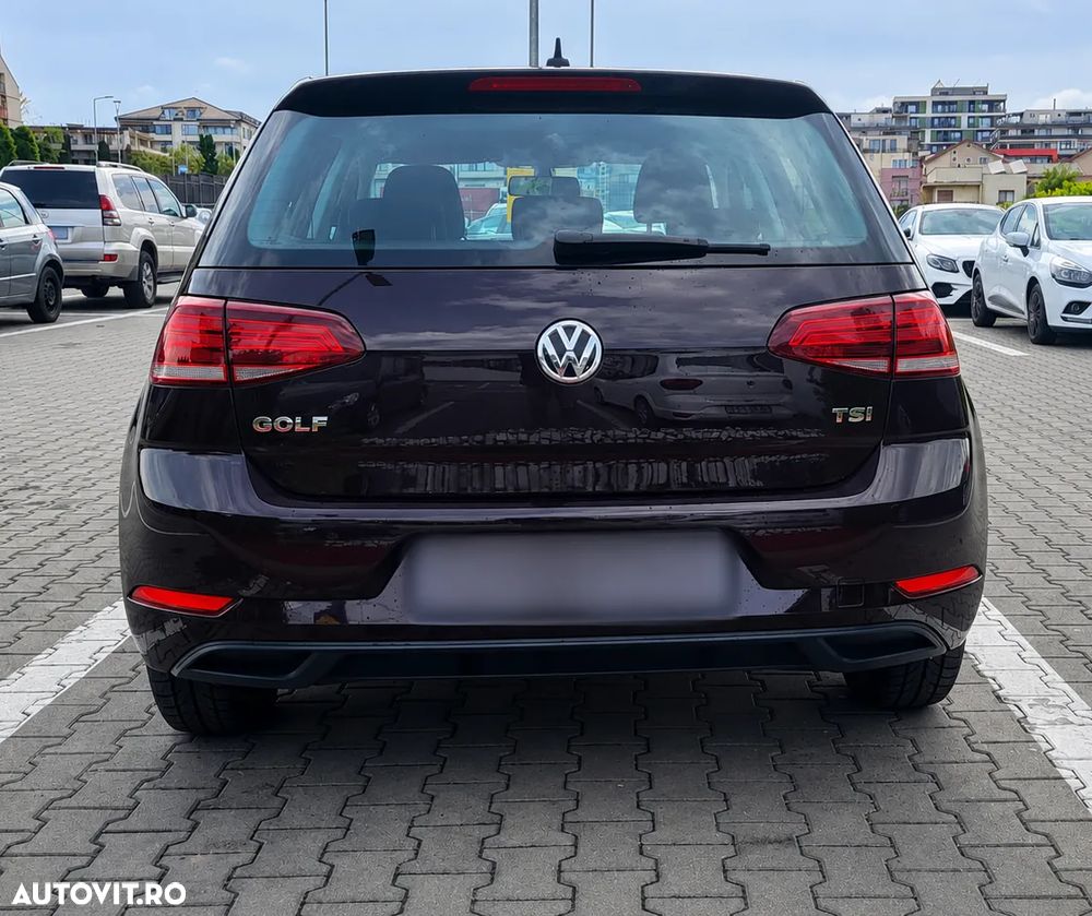 Volkswagen Golf - 3